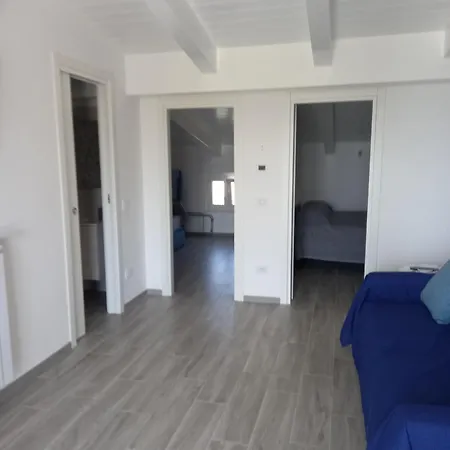 Bianco Apartment